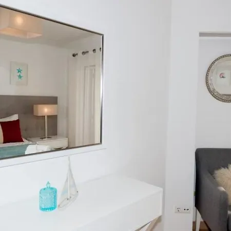 Club Pool Апартаменты *